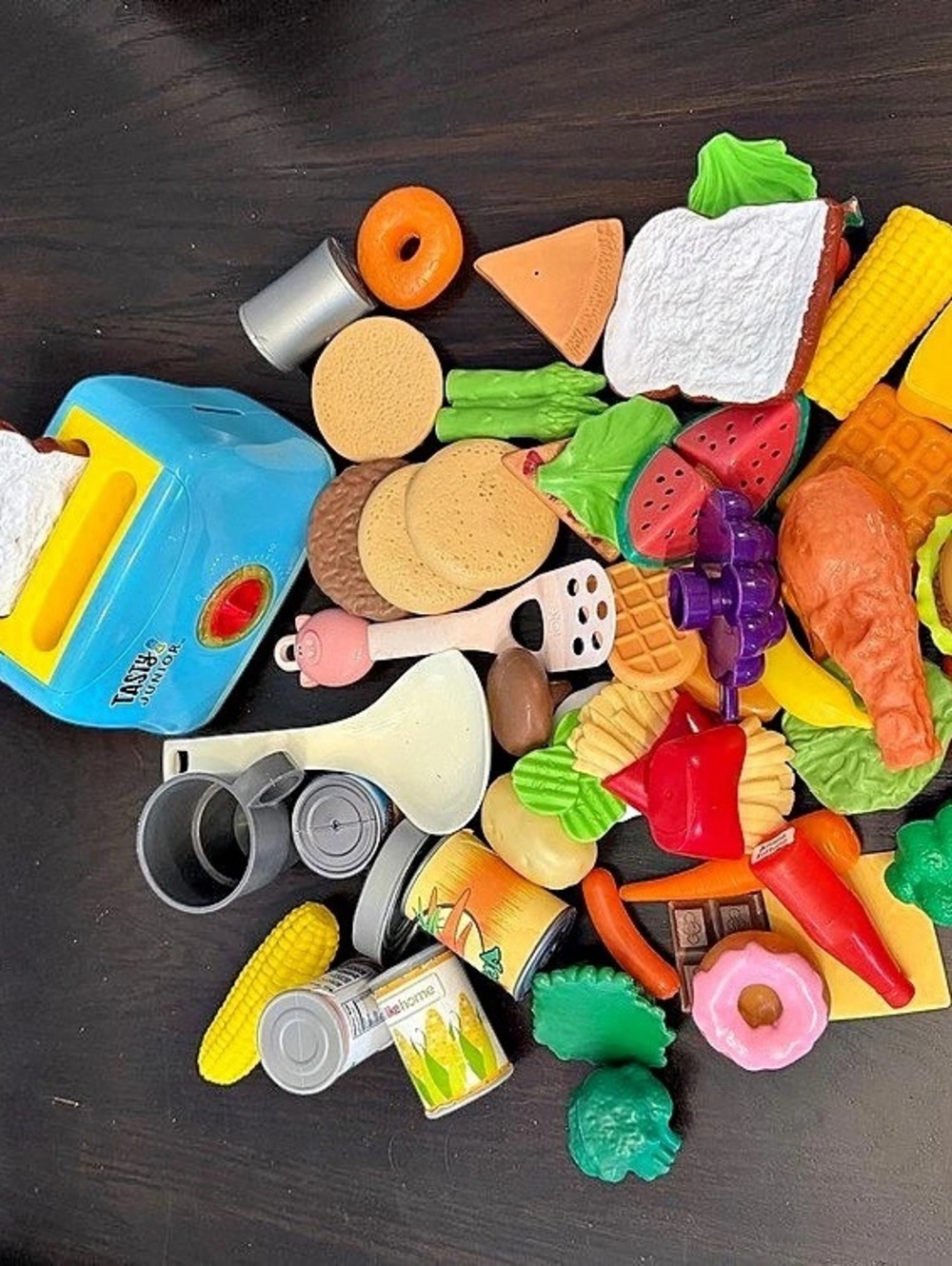 Tasty Junior Multicolor Pretend Play Food Set